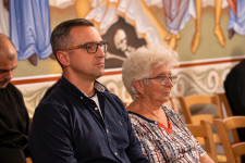 Kép szöveg